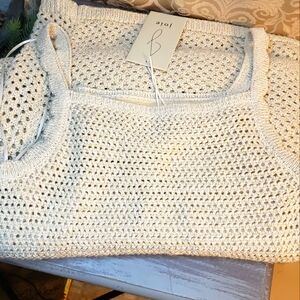 Joie Off-white/Gold Knitted Lined Dress Size S. NWT. (cwd105)